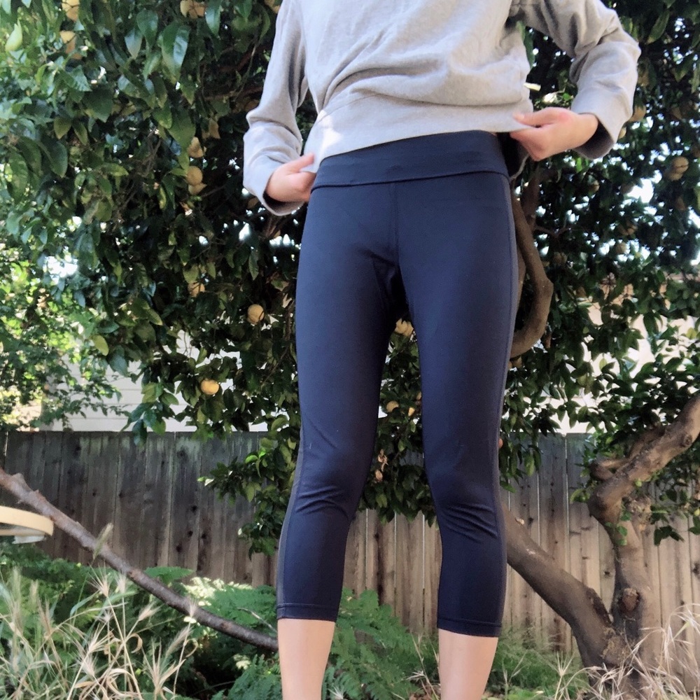 Tory Burch/Tory Sport Capri Leggings Size S - Navy